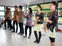 /album/le-deuxi%c3%a8me-spectacle-au-foyer-jean-couloigner-%c3%a0-ploudaniel/a18124-2503368680481-332676016-n-jpg/