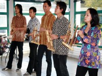 /album/le-deuxi%c3%a8me-spectacle-au-foyer-jean-couloigner-%c3%a0-ploudaniel/a28002-2503366960438-1602301692-n-jpg/