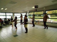 /album/le-deuxi%c3%a8me-spectacle-au-foyer-jean-couloigner-%c3%a0-ploudaniel/a004-jpg/