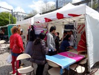 /album/la-f%c3%aate-des-langues-2013-%c3%a0-la-place-de-la-liberte%2c-brest/a10-jpg2/