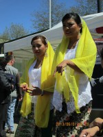 /album/la-f%c3%aate-des-langues-2013-%c3%a0-la-place-de-la-liberte%2c-brest/a17-jpg/