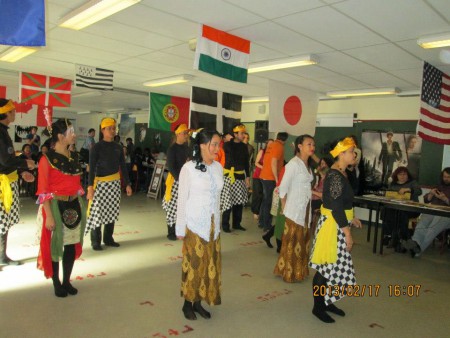 La danse "Poco-poco"